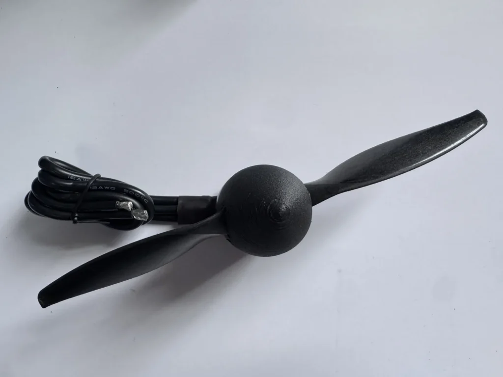 UAV powertrain motor with spinner nose cone